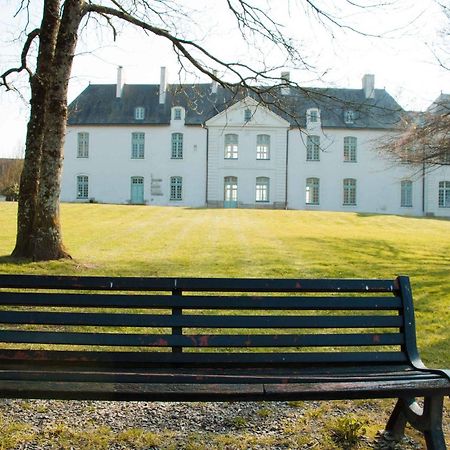 Surprenantes - Chateau Du Pe Saint-Jean-de-Boiseau Екстериор снимка