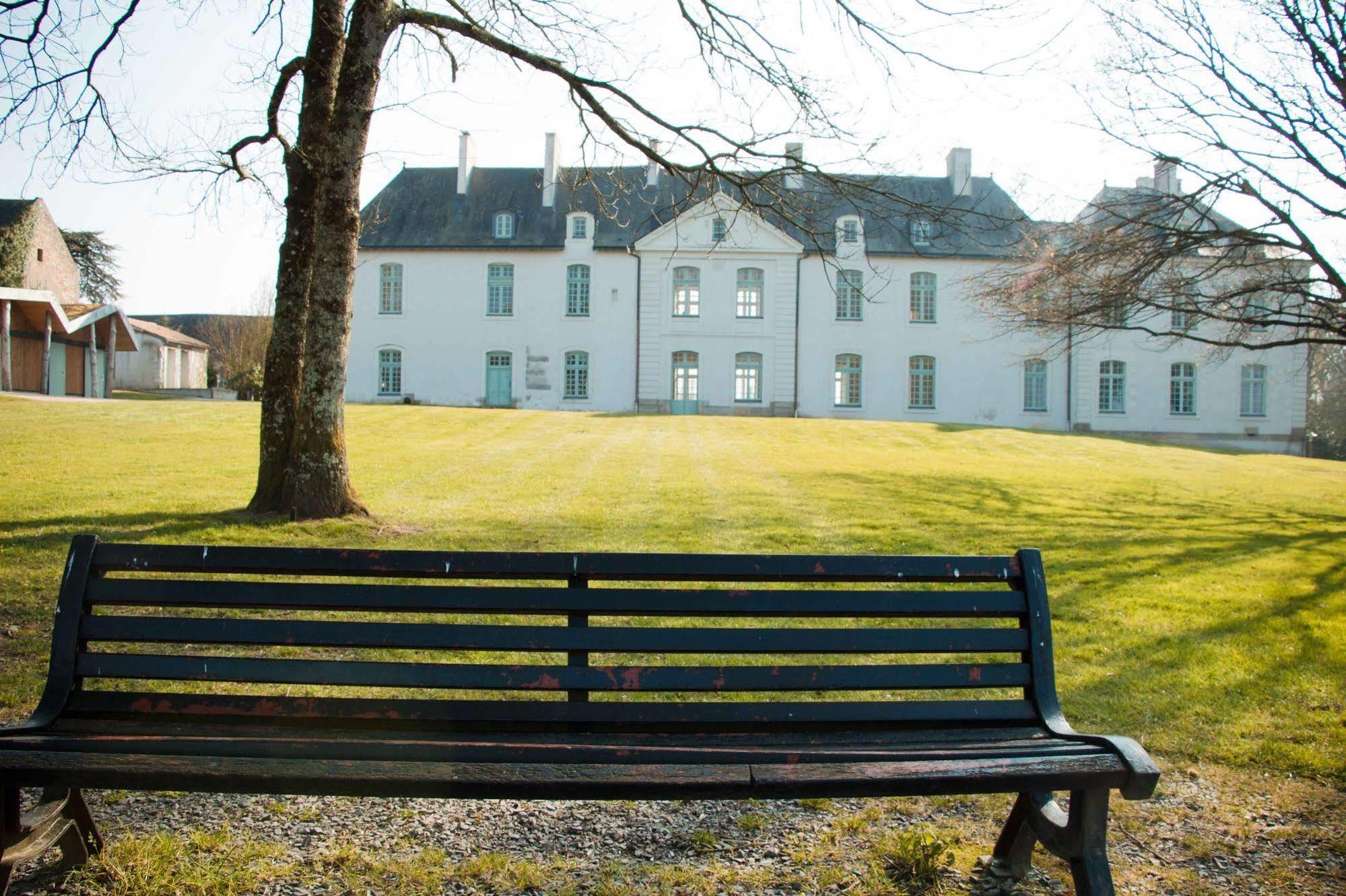Surprenantes - Chateau Du Pe Saint-Jean-de-Boiseau Екстериор снимка